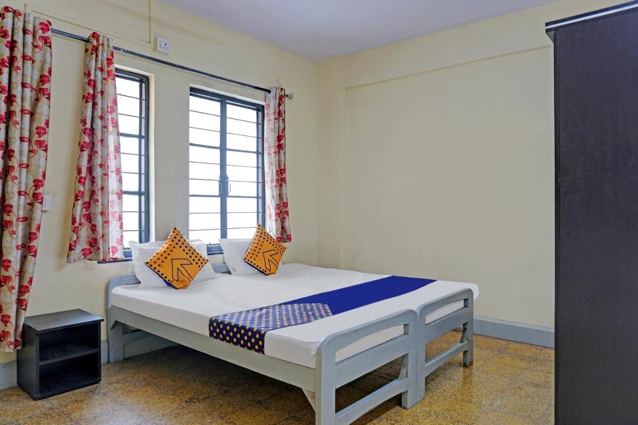 Spot On Hotel Prakash Residency, Near Hanuman Gym Ajmera Colony, Pimpri Luaran gambar