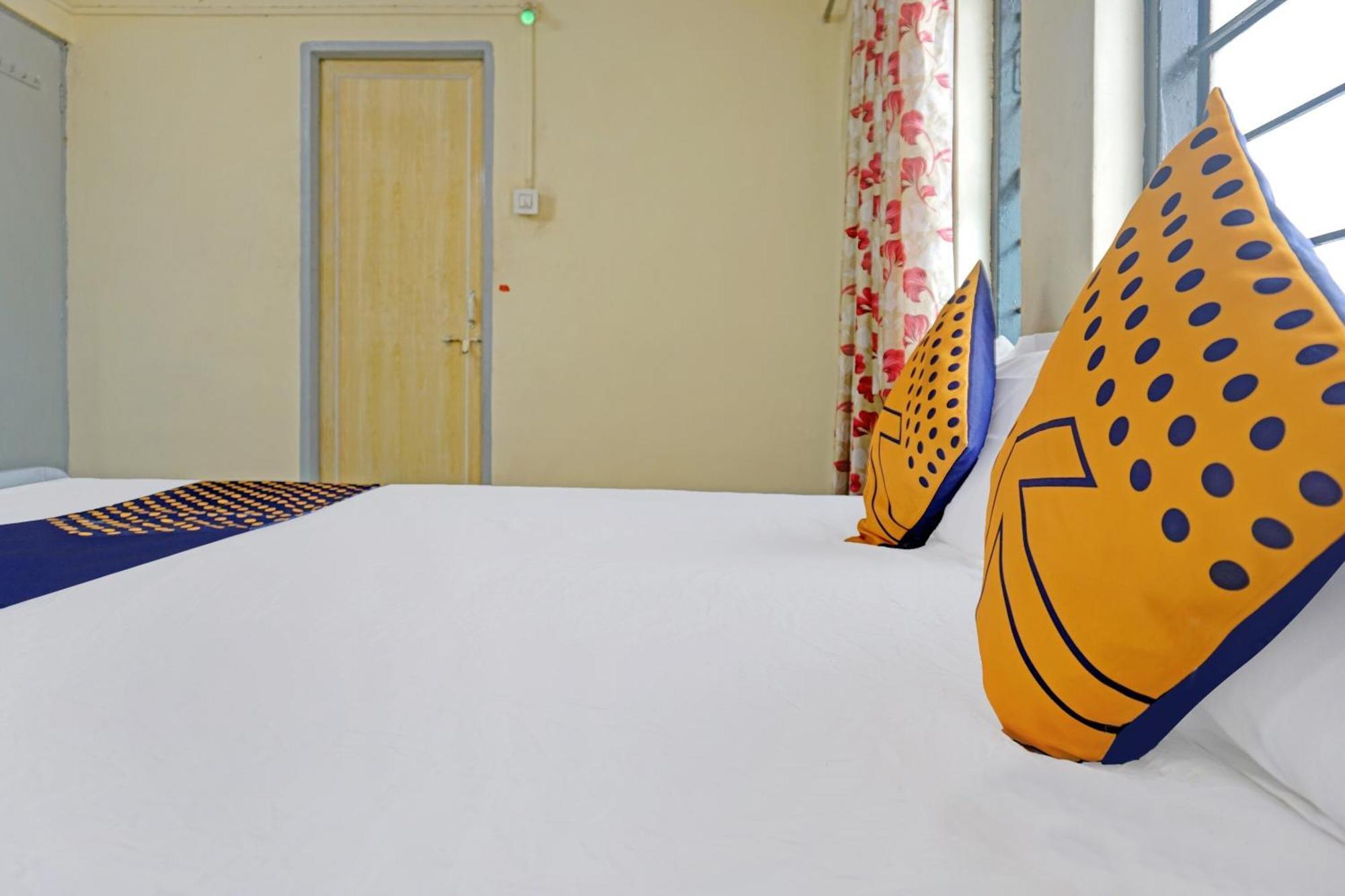 Spot On Hotel Prakash Residency, Near Hanuman Gym Ajmera Colony, Pimpri Luaran gambar