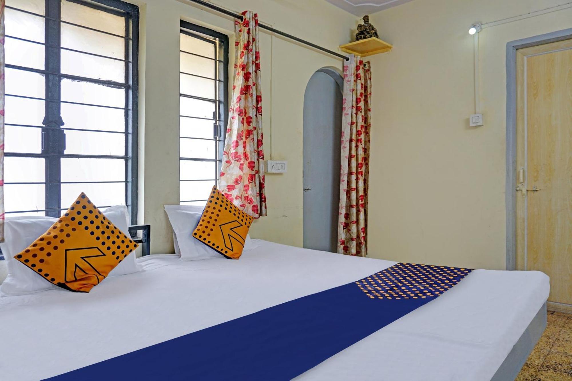 Spot On Hotel Prakash Residency, Near Hanuman Gym Ajmera Colony, Pimpri Luaran gambar