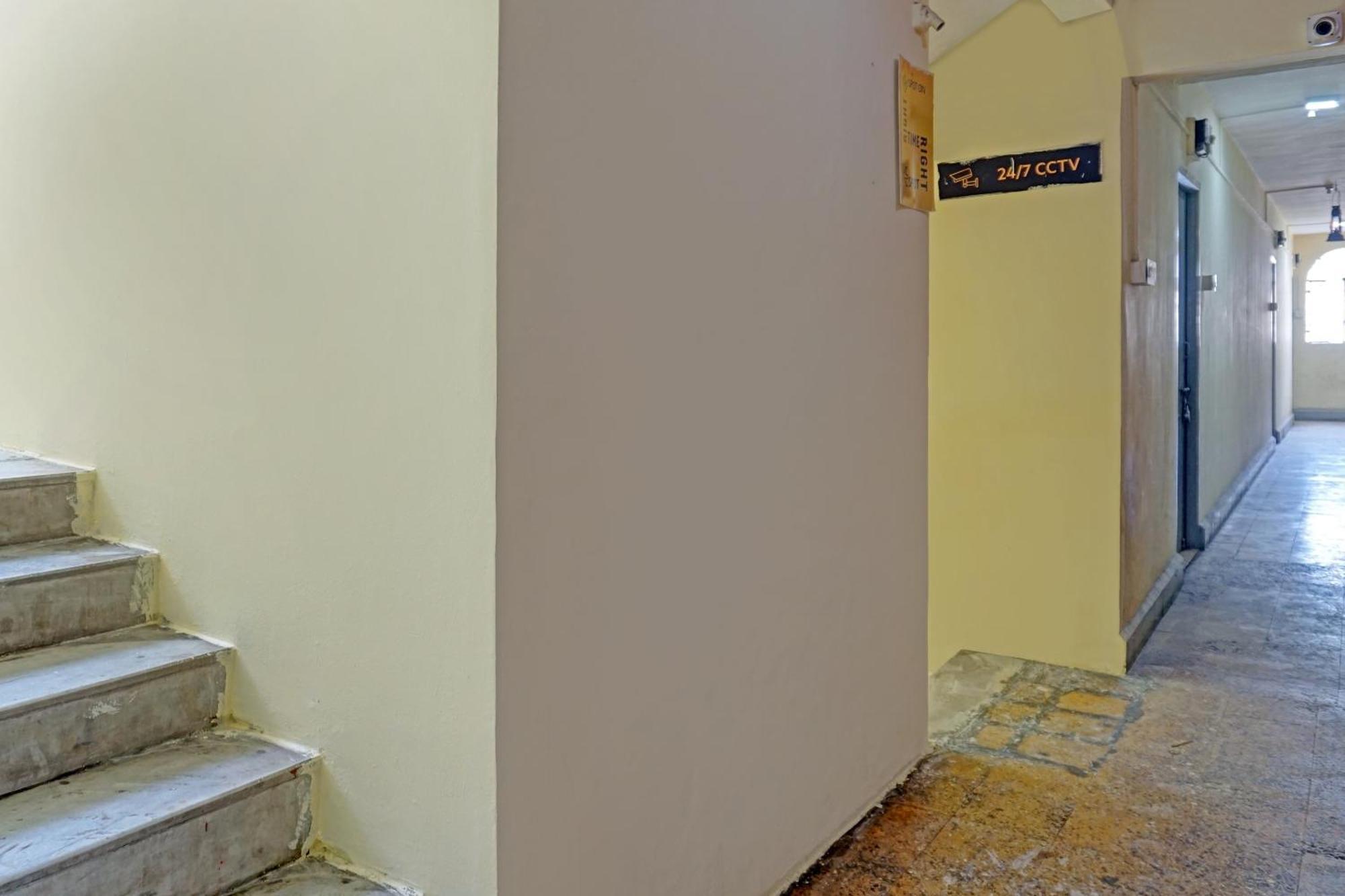 Spot On Hotel Prakash Residency, Near Hanuman Gym Ajmera Colony, Pimpri Luaran gambar